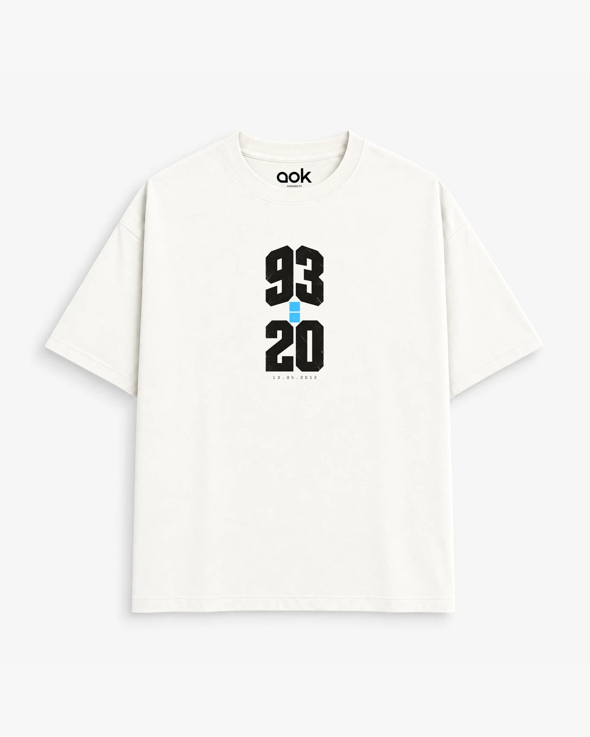 93:20 tee in Off White, front